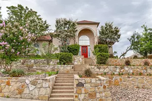 2721 Gold Rush Ln, Carrollton, TX 75007 - Photo 3
