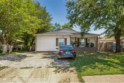 2214 Pine Street, Grand Prairie, TX 75050 - Photo 3