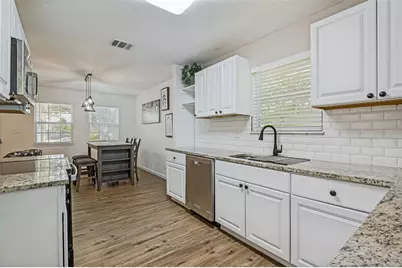 2214 Pine Street, Grand Prairie, TX 75050 - Photo 11