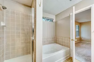 7940 Hidden Brook Dr, Fort Worth, TX 76120 - Photo 23