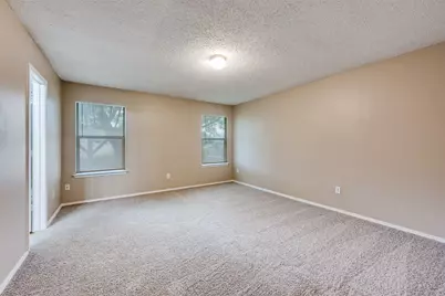 7940 Hidden Brook Drive, Fort Worth, TX 76120 - Photo 13
