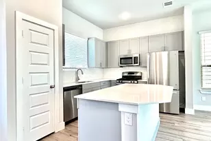 1830 NE Green Oaks Blvd, Arlington, TX 76006 - Photo 19