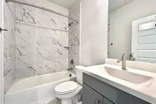 1830 NE Green Oaks Blvd, Arlington, TX 76006 - Photo 11