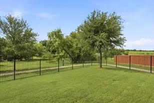 2820 Kirkwood Dr, McKinney, TX 75071 - Photo 31