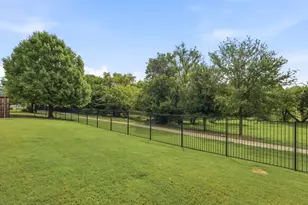 2820 Kirkwood Dr, McKinney, TX 75071 - Photo 5