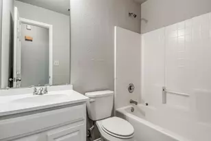 610 Lone Star Park Ln, Ponder, TX 76259 - Photo 7