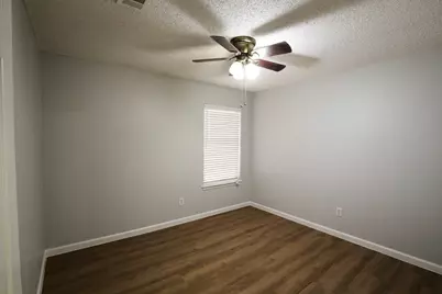 5616 Indian Hill Drive, Arlington, TX 76018 - Photo 13