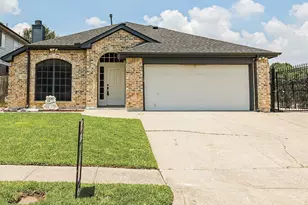 5616 Indian Hill Dr, Arlington, TX 76018 - Photo 1