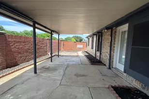 5616 Indian Hill Dr, Arlington, TX 76018 - Photo 11