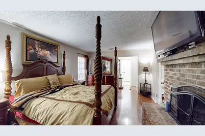 7432 Brentwood Stair Road, Fort Worth, TX 76112 - Photo 19