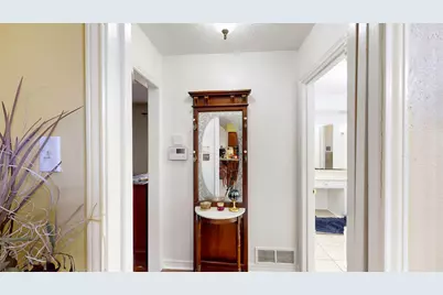 7432 Brentwood Stair Road, Fort Worth, TX 76112 - Photo 17
