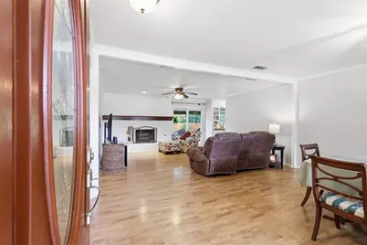 6104 Cliffside Drive, Edgecliff Village, TX 76134 - Photo 3