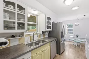 6104 Cliffside Dr, Edgecliff Village, TX 76134 - Photo 5