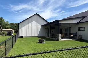 410 S Wickham St, Alvord, TX 76225 - Photo 3