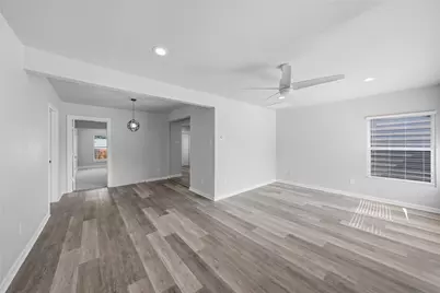 221 16th Street, Grand Prairie, TX 75050 - Photo 7