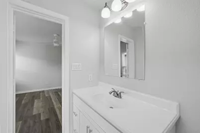 221 16th Street, Grand Prairie, TX 75050 - Photo 15
