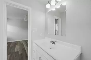 221 16th St, Grand Prairie, TX 75050 - Photo 15