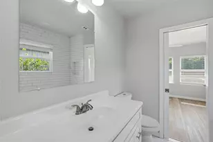 221 16th St, Grand Prairie, TX 75050 - Photo 19
