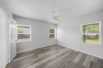221 16th Street, Grand Prairie, TX 75050 - Photo 17