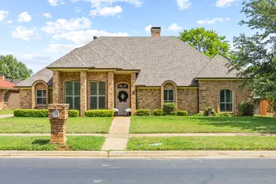 504 Evergreen Drive, Hurst, TX 76054 - Photo 1