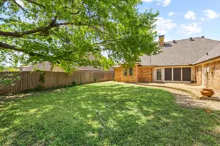 504 Evergreen Dr, Hurst, TX 76054 - Photo 25