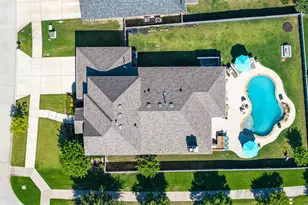 800 Dusty Trl, Little Elm, TX 76227 - Photo 37