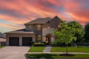 800 Dusty Trl, Little Elm, TX 76227 - Photo 1