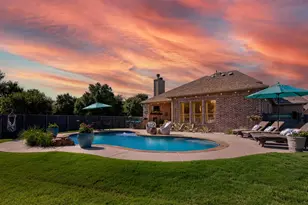 800 Dusty Trl, Little Elm, TX 76227 - Photo 1