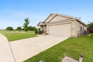 900 Odlozil Ln, Ennis, TX 75119 - Photo 3