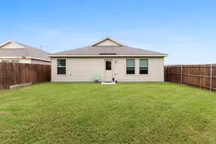 900 Odlozil Ln, Ennis, TX 75119 - Photo 25