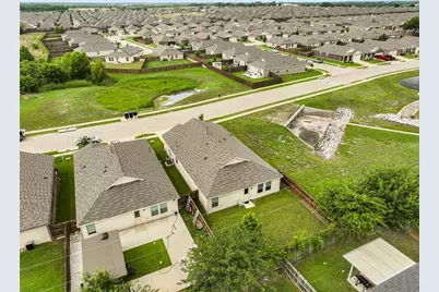 900 Odlozil Lane, Ennis, TX 75119 - Photo 29