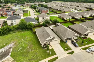 900 Odlozil Ln, Ennis, TX 75119 - Photo 27