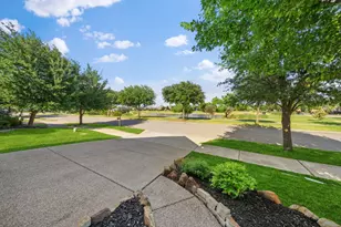 12445 Pleasant Hill Ln, Frisco, TX 75033 - Photo 31