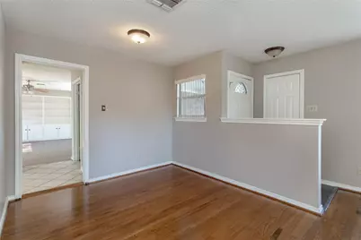 6912 Wake Forrest Drive, Dallas, TX 75214 - Photo 7