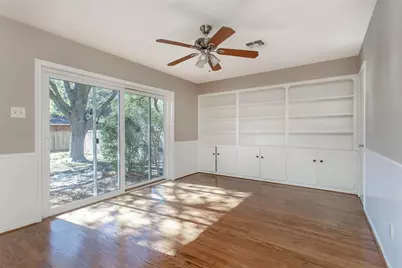 6912 Wake Forrest Drive, Dallas, TX 75214 - Photo 17
