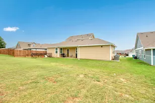 1371 Orange Blossom Ct, Gainesville, TX 76240 - Photo 29