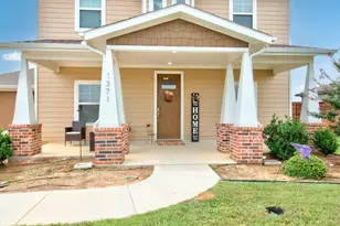 1371 Orange Blossom Ct, Gainesville, TX 76240 - Photo 5