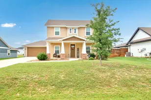 1371 Orange Blossom Ct, Gainesville, TX 76240 - Photo 1
