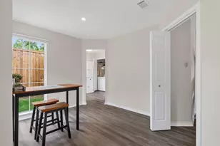 10923 Gable Cir, Dallas, TX 75229 - Photo 7