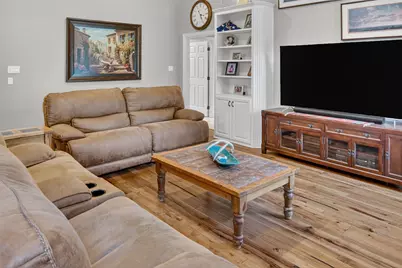 7402 Hampton Drive, Granbury, TX 76049 - Photo 9
