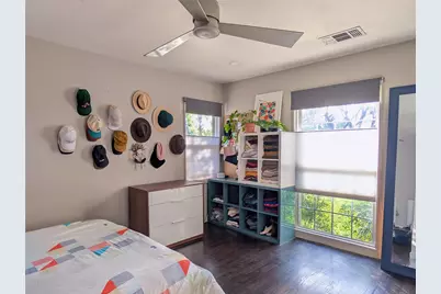10026 Lake Gardens Drive, Dallas, TX 75218 - Photo 17