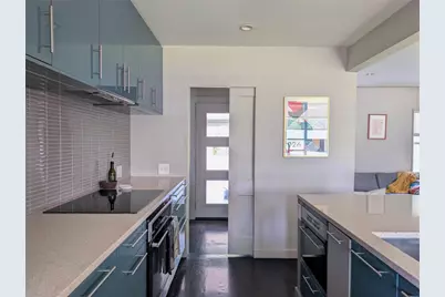 10026 Lake Gardens Drive, Dallas, TX 75218 - Photo 5
