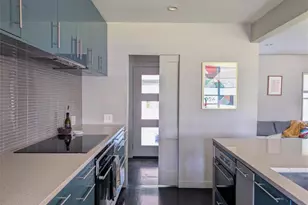 10026 Lake Gardens Dr, Dallas, TX 75218 - Photo 5