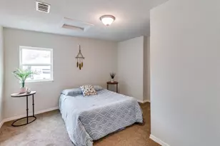 923 S 1st St, Sherman, TX 75090 - Photo 9