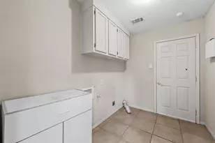 733 Arliss Dr, Woodway, TX 76712 - Photo 19