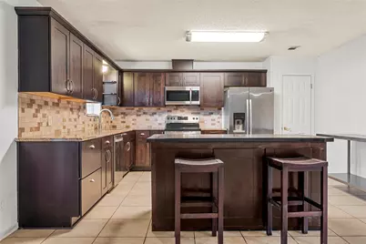 733 Arliss Drive, Woodway, TX 76712 - Photo 3