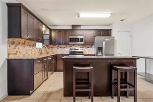 733 Arliss Dr, Woodway, TX 76712 - Photo 3