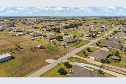 8901 Hillview Drive, Godley, TX 76044 - Photo 39