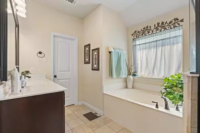 8901 Hillview Drive, Godley, TX 76044 - Photo 15