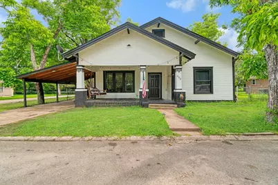 403 Monroe, Deport, TX 75434 - Photo 1